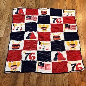 Vintage 1976 Bicentennial Crochet Afghan Patriotic Red White‎ Blue Throw 46x48
